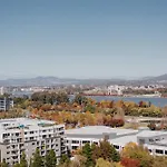 1-Bed With Amazing Views, Pool, Gym, Bbq & Parking