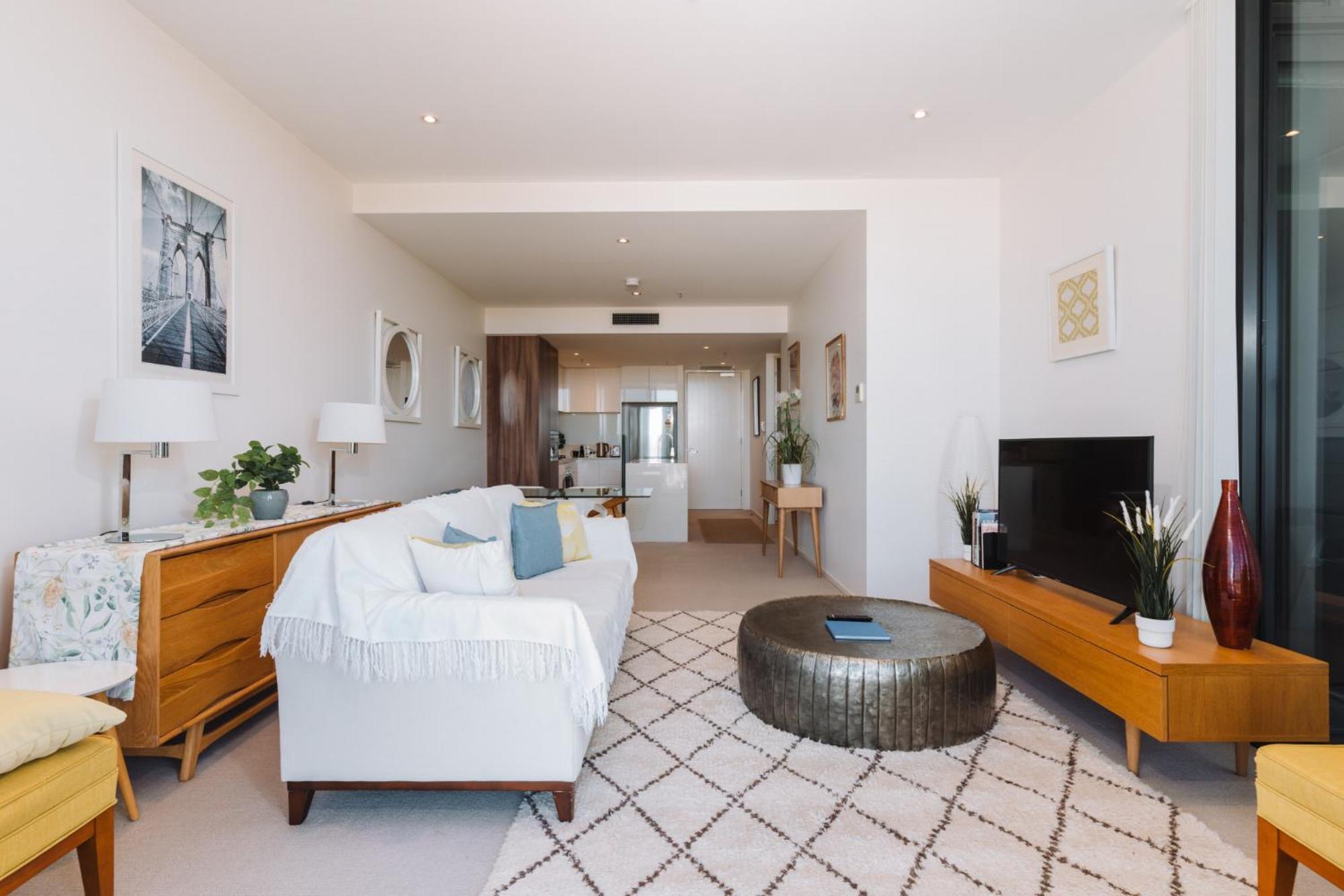 1-bed With Amazing Views, Pool, Gym, Bbq & Parking Apartment *